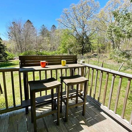 Newly Renovated Carriage House Near Town & Beaches Madison Eksteriør bilde